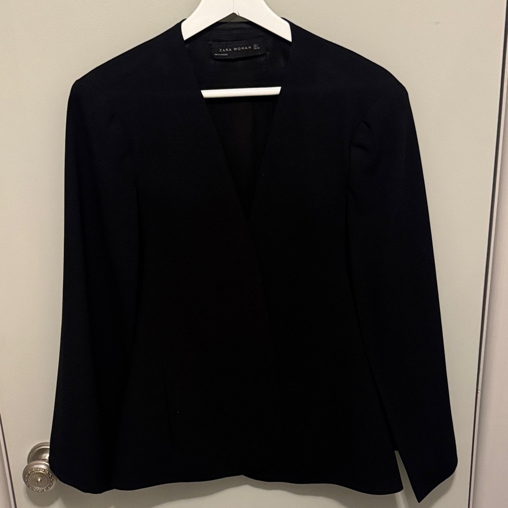 Zara Women's Elegant Black Suit Jacket